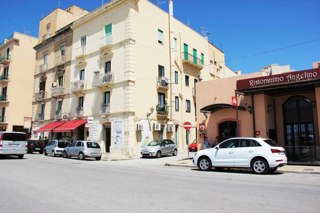The Twins Rooms In Trapani 1 Bagian luar foto